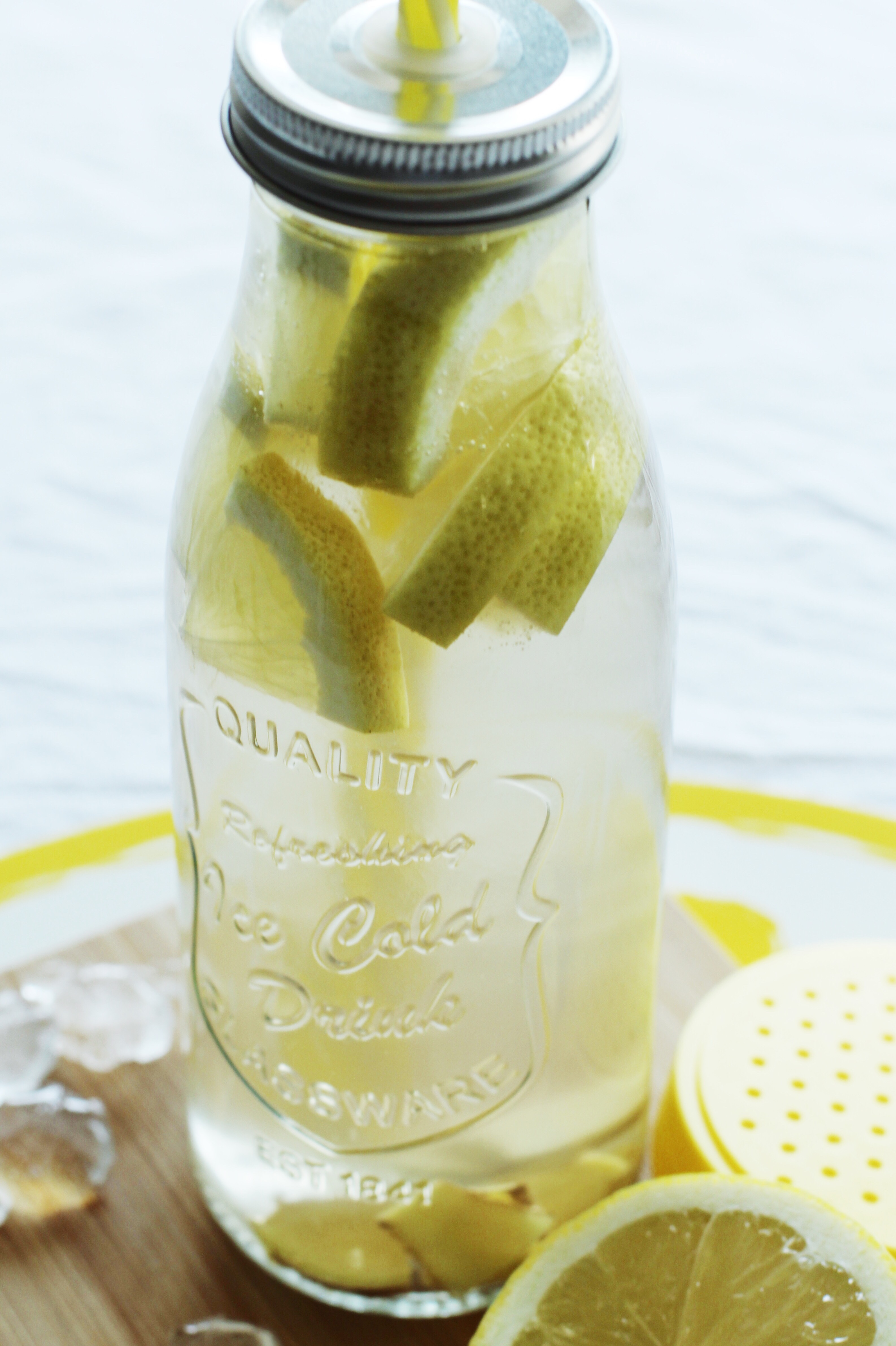 Erfrischende Ingwer-Zitronen-Limonade mit selbst gemachtem Ingwer-Sirup ...