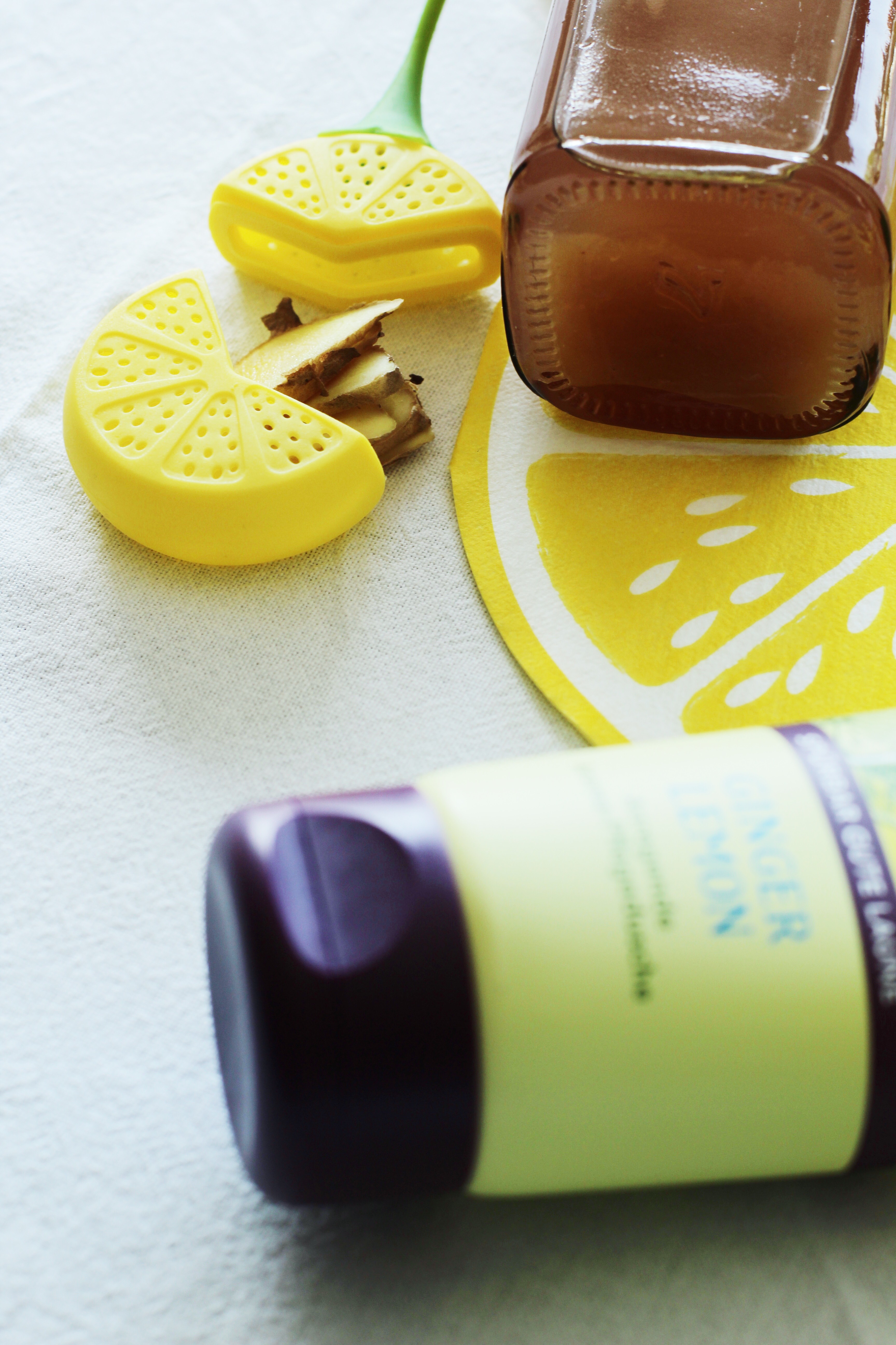 Erfrischende Ingwer-Zitronen-Limonade mit selbst gemachtem Ingwer-Sirup ...